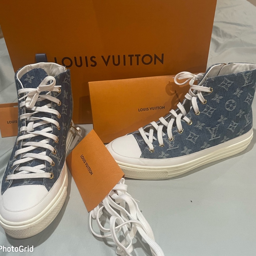 Authentic Louis Vuitton Sneakers (4 Times worn